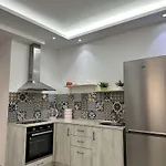 Casa Majlinda Апартаменты *